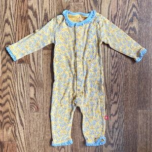 Magnetic Me organic OLIVE MY LOVE RUFFLE COVERALL, size 6-9M. Like new